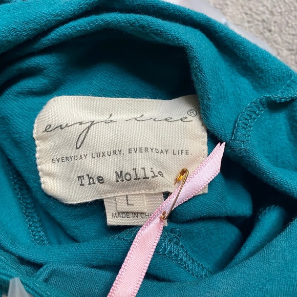 Evy’s Tree Mollie in Spruce - Picture 5 of 5